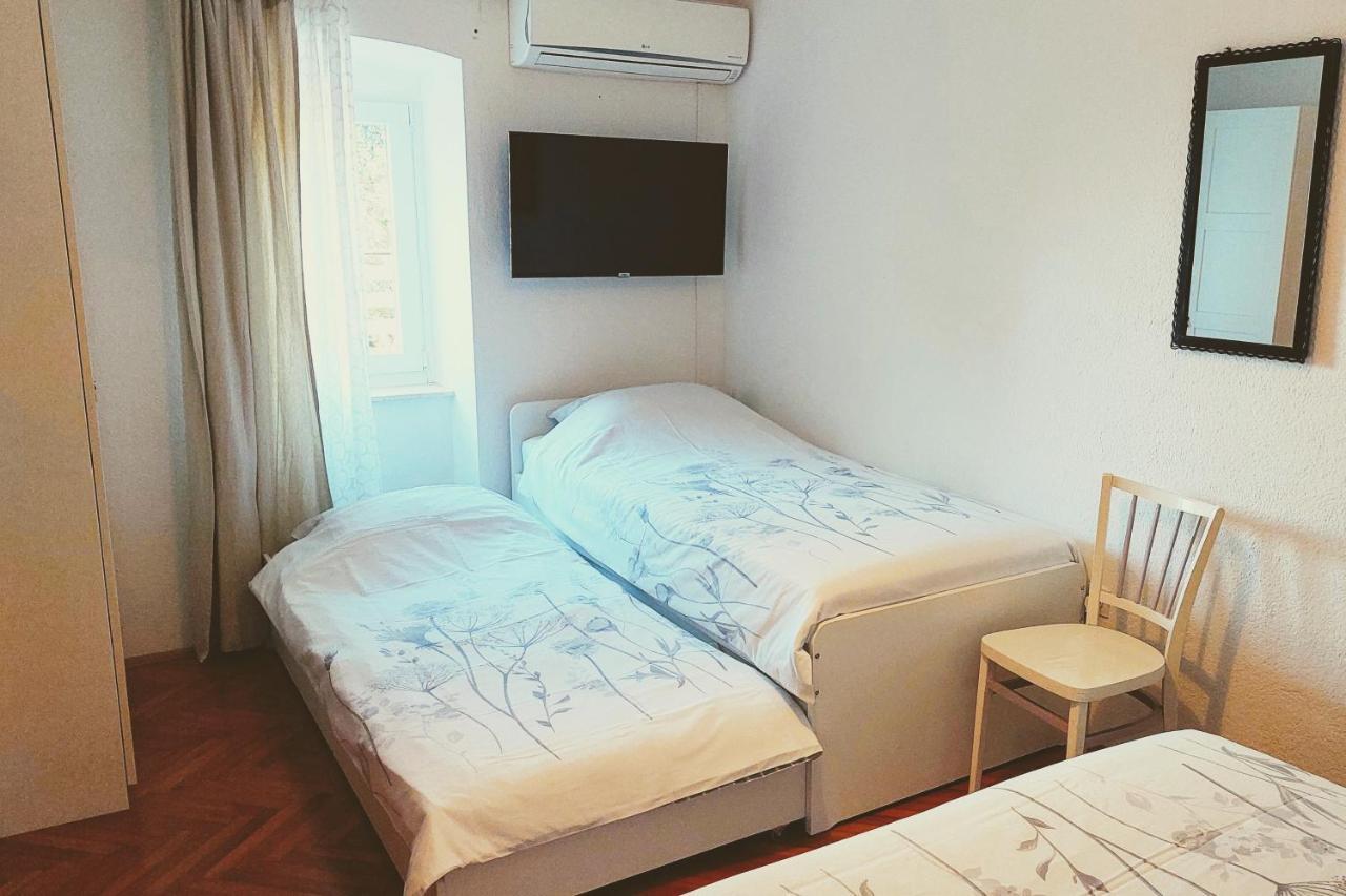 Casa Di Castello Apartment Mali Lošinj Exterior foto