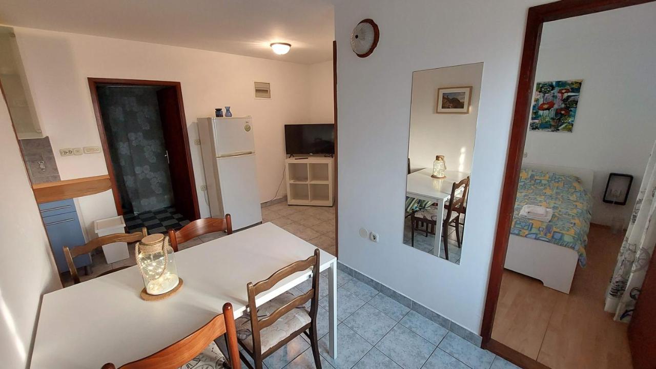 Casa Di Castello Apartment Mali Lošinj Exterior foto