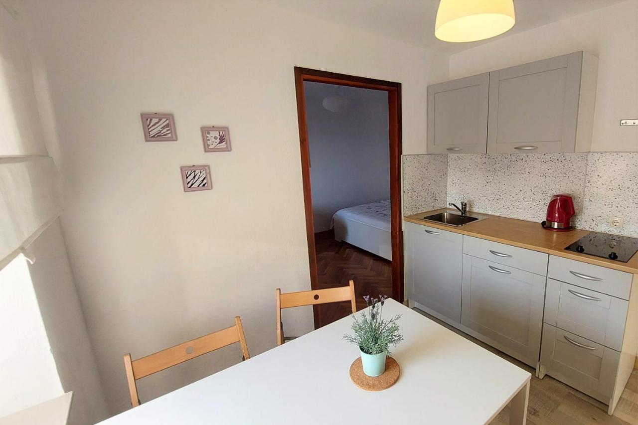 Casa Di Castello Apartment Mali Lošinj Exterior foto